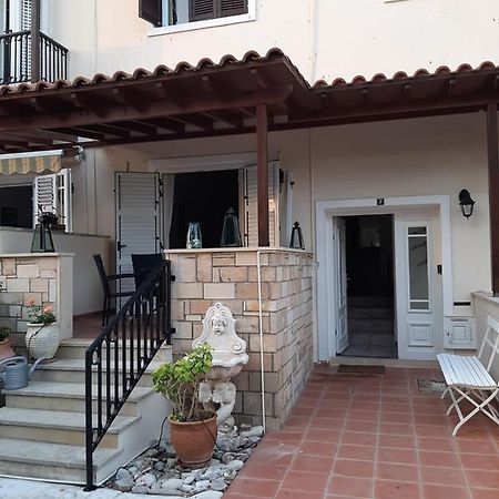 Limnaria Deluxe Maisonette 파포스 외부 사진