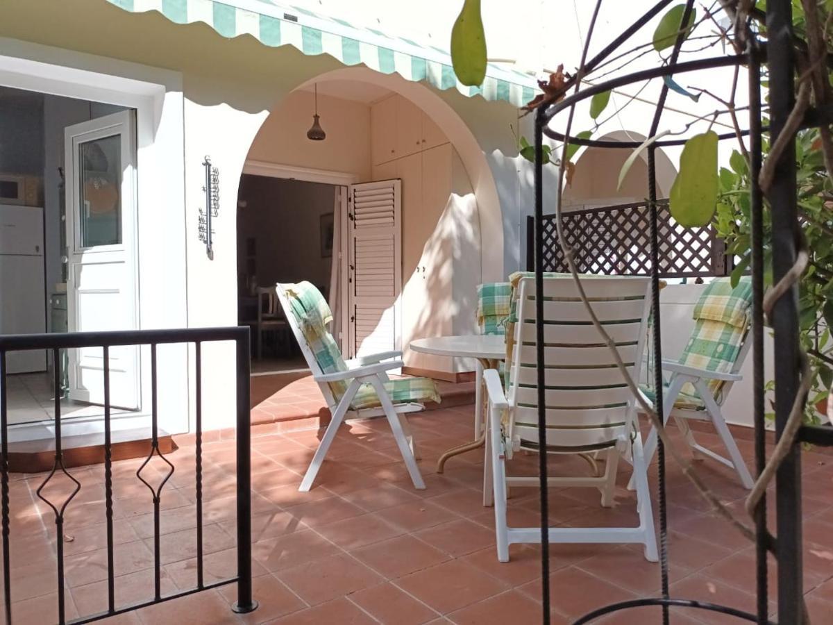 Limnaria Deluxe Maisonette 파포스 외부 사진